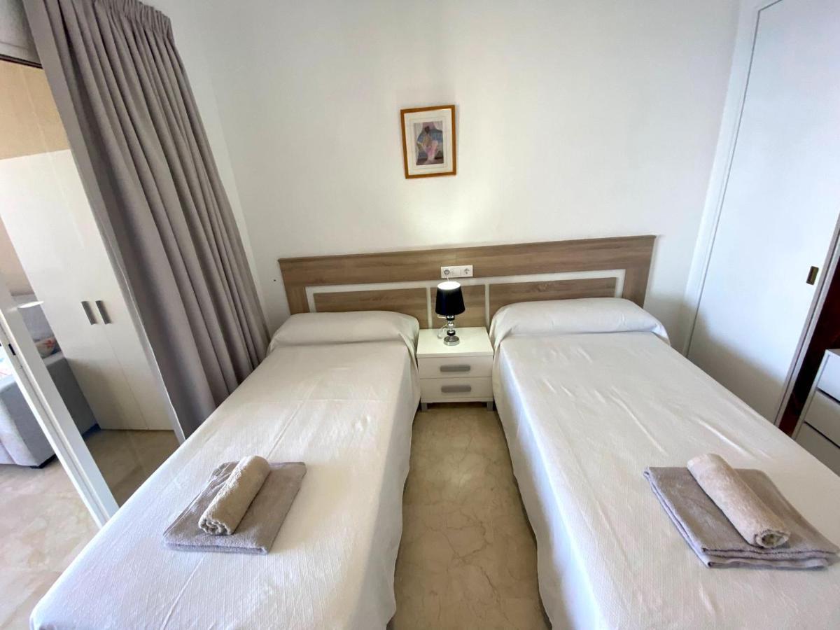 Apartamento Torre Levante, Primera Linea De Playa Benidorm Exterior foto